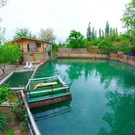 Hotel Amiran'S Lake Tbilisi Zewnętrze zdjęcie