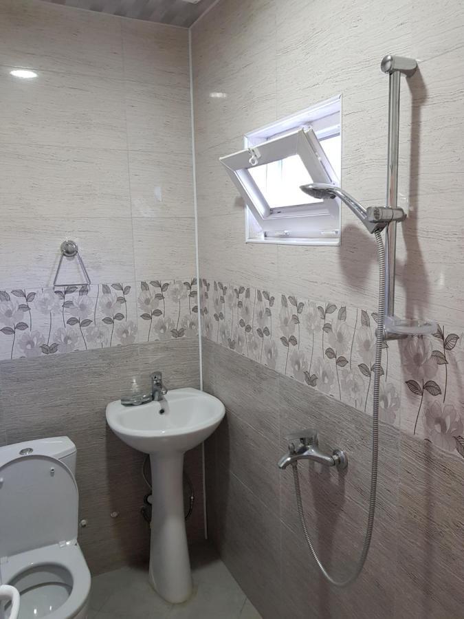 Hotel Amiran'S Lake Tbilisi Zewnętrze zdjęcie